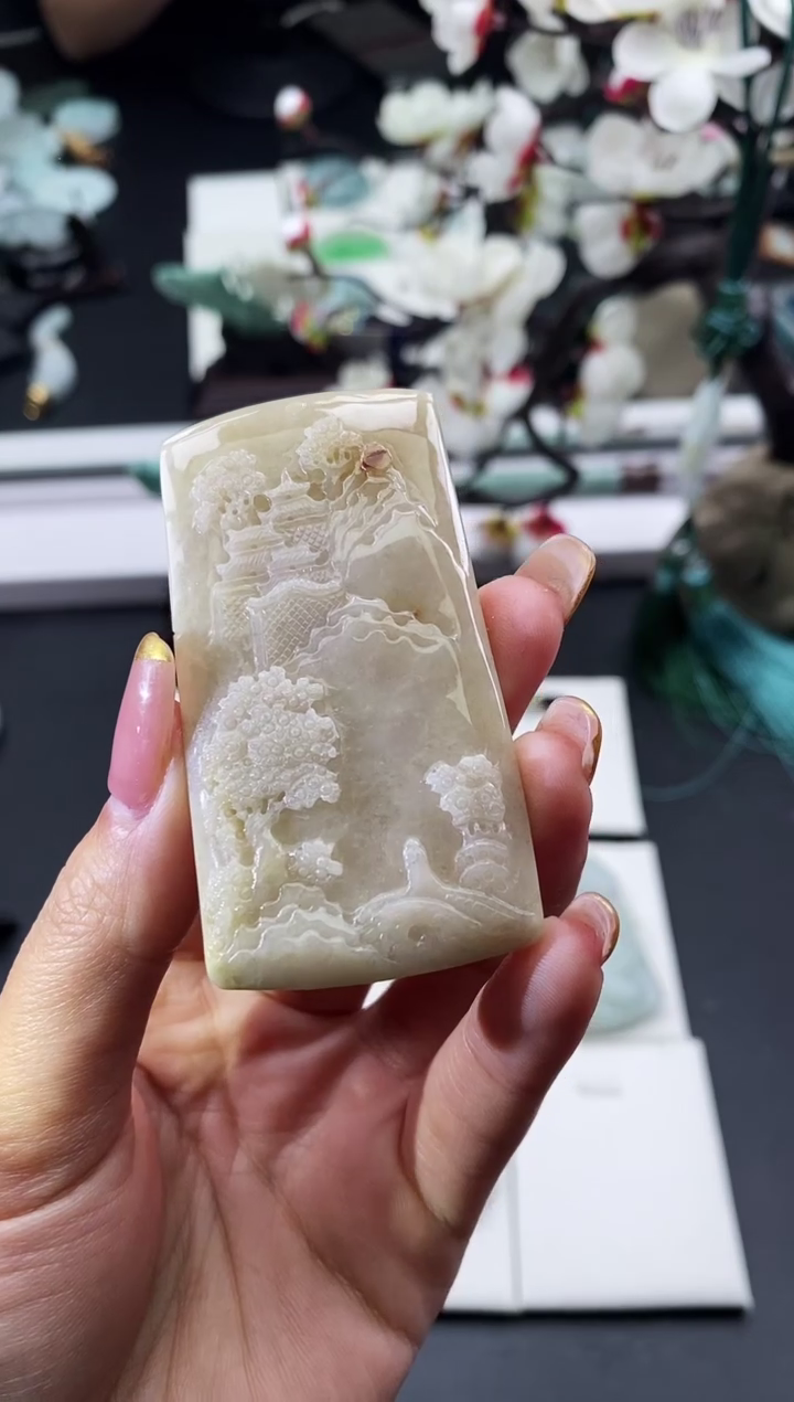 【闪购商品】翡翠吊坠(不含链)未镶嵌天然缅甸翡翠A货