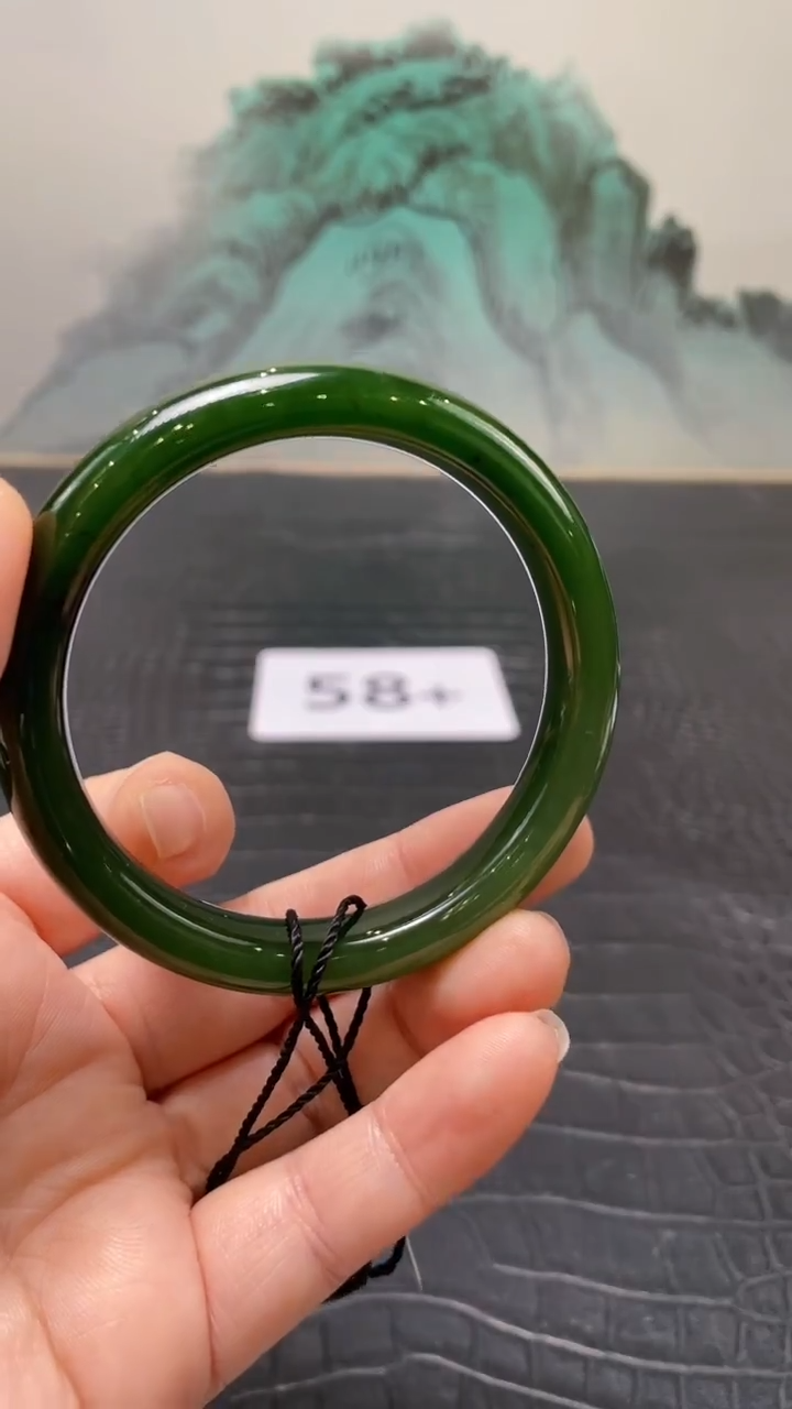 未镶嵌手镯和田玉（碧玉）.*垒58+