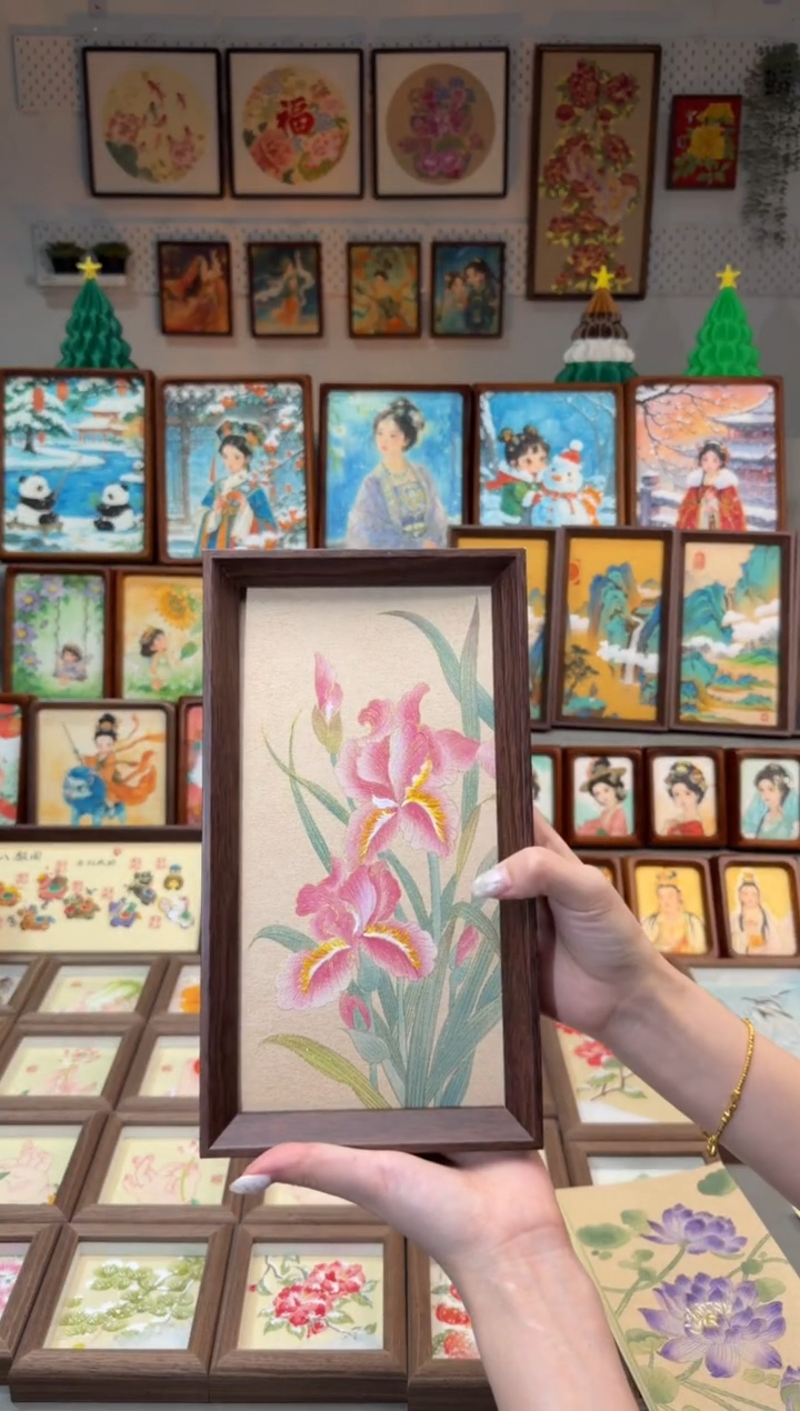 国画粉鸢尾 手绘国画27