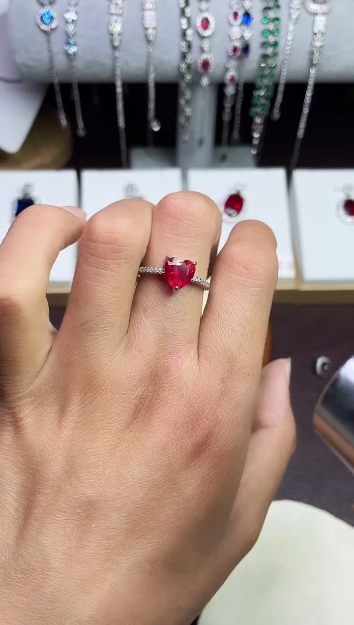 合金合成钻石红宝戒指