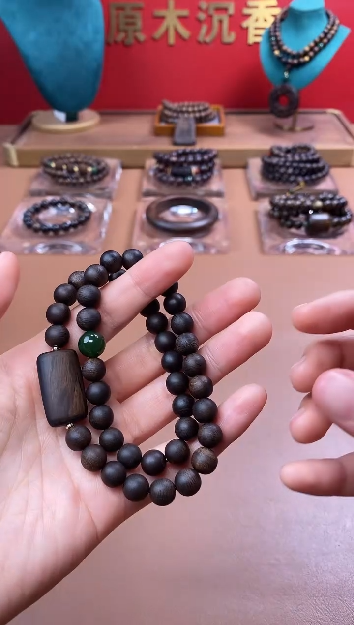 【闪购商品】沉香手串P沉水芽庄白棋08两圈+雷击顶珠沉香木雕