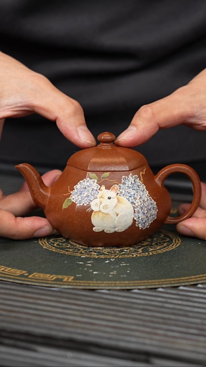 【闪购商品】紫砂茶壶HT 降坡泥 六方华锦 160cc