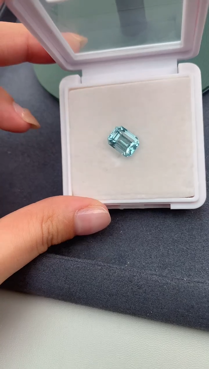 【闪购商品】海蓝宝石裸石未镶嵌5.1ct海蓝宝
