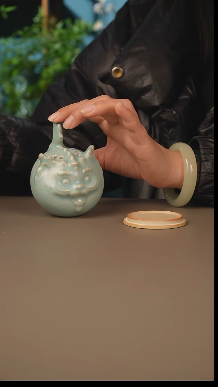仿古熏香炉不开片微暇    