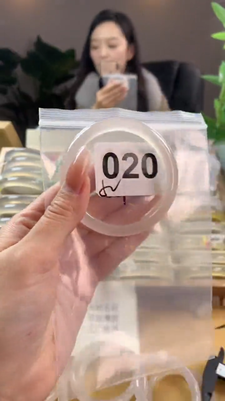 【闪购商品】玛瑙/玉髓手镯未镶嵌020