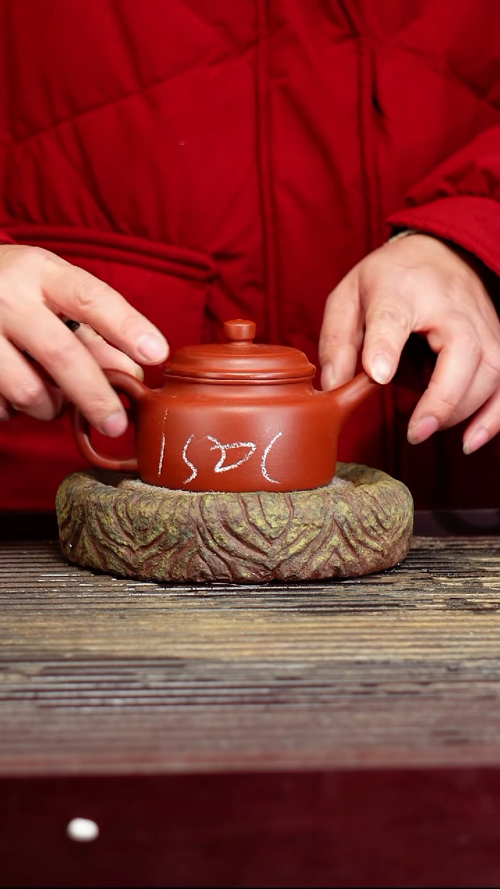 宜兴原矿紫砂壶茶壶宜兴原矿紫砂壶茶壶150C