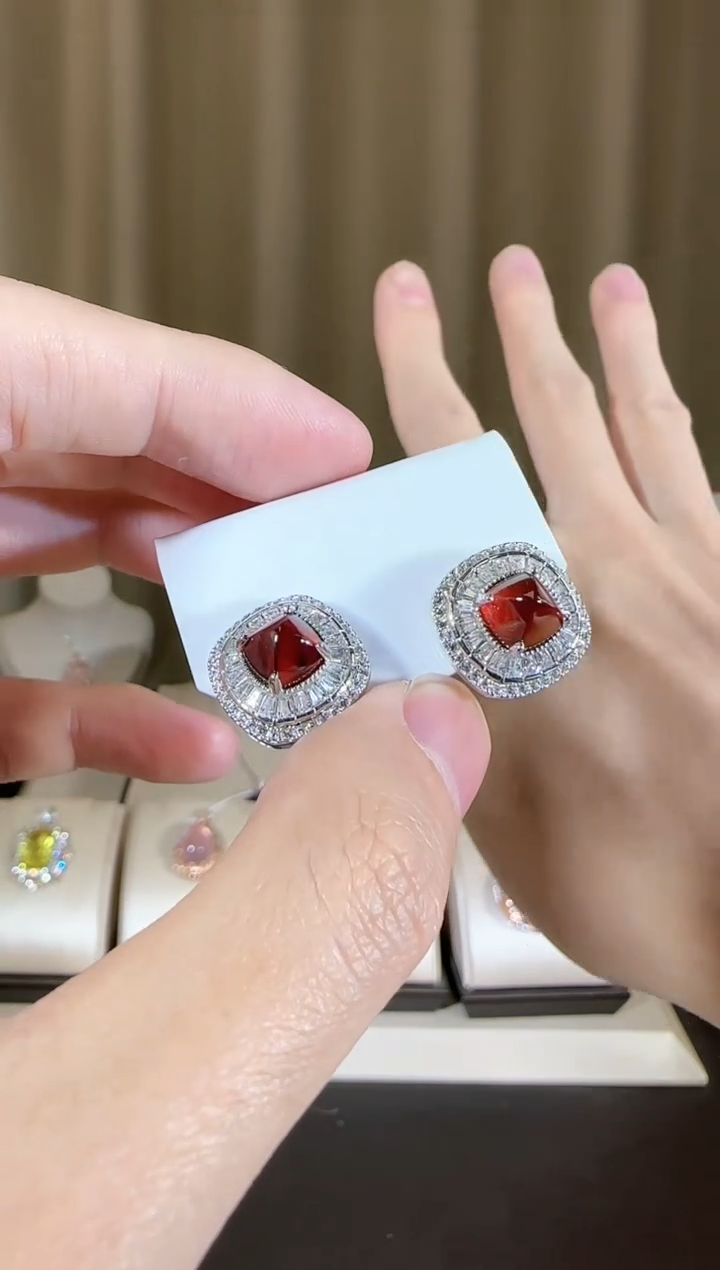 【闪购商品】石榴石（芬达石）耳饰银S925镶嵌8mm耳钉