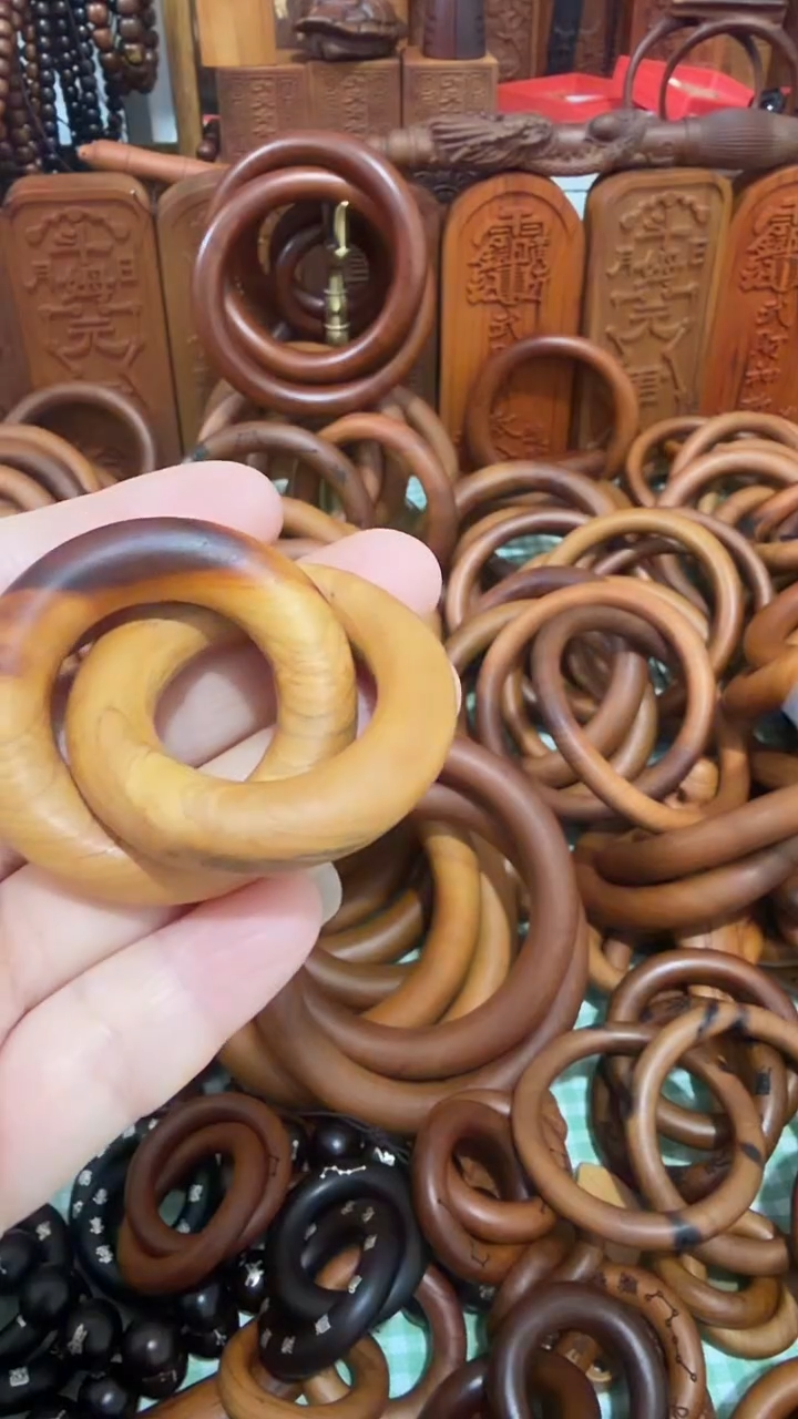 t**e桃木25乾坤圈微瑕一物一拍