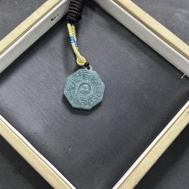 翡翠吊坠（拍一个发一个 多样性发货）-570823