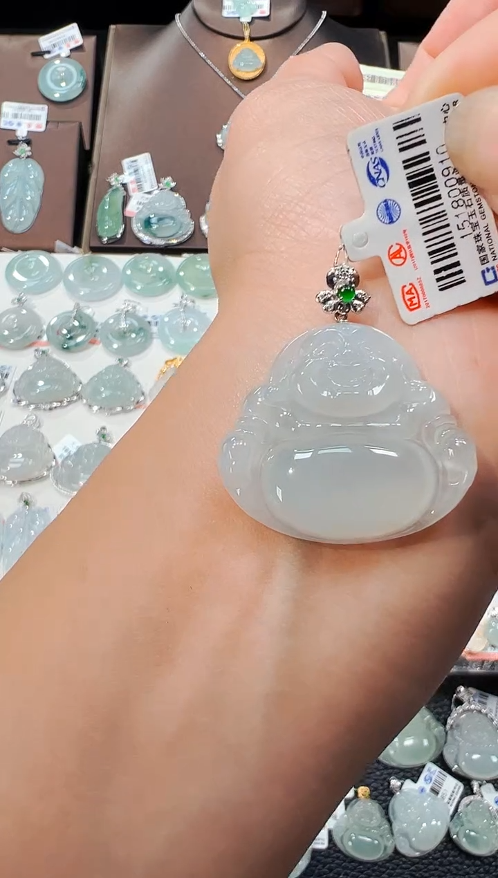 【闪购商品】翡翠吊坠(不含链)18K金镶嵌佛公吊坠910