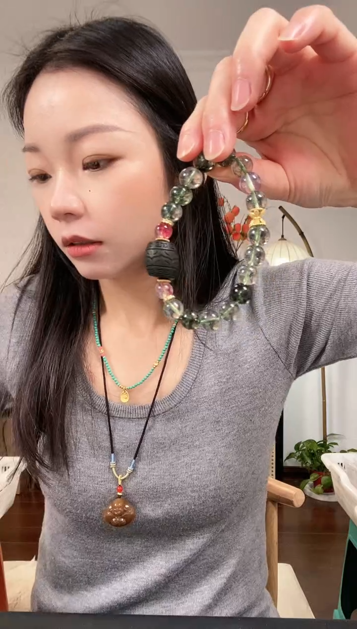 【闪购商品】琥珀颈饰未镶嵌V298VVVVV