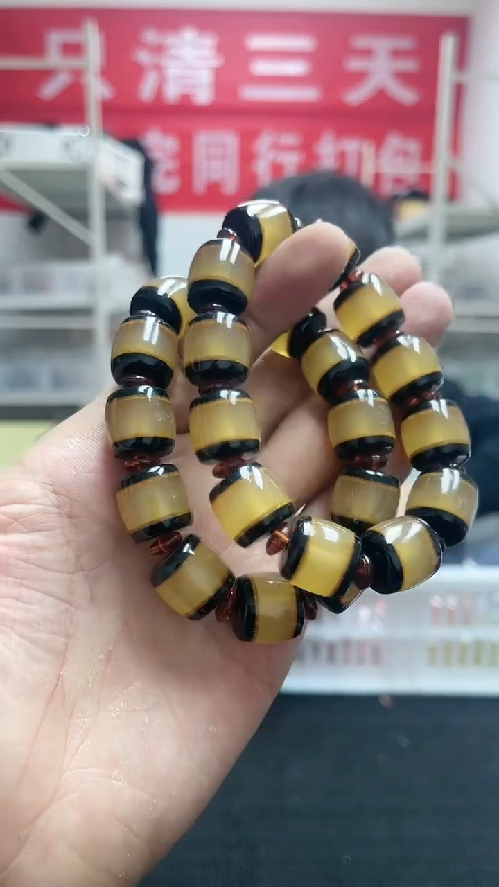 【闪购商品】硅化珊瑚手链未镶嵌精美手串65