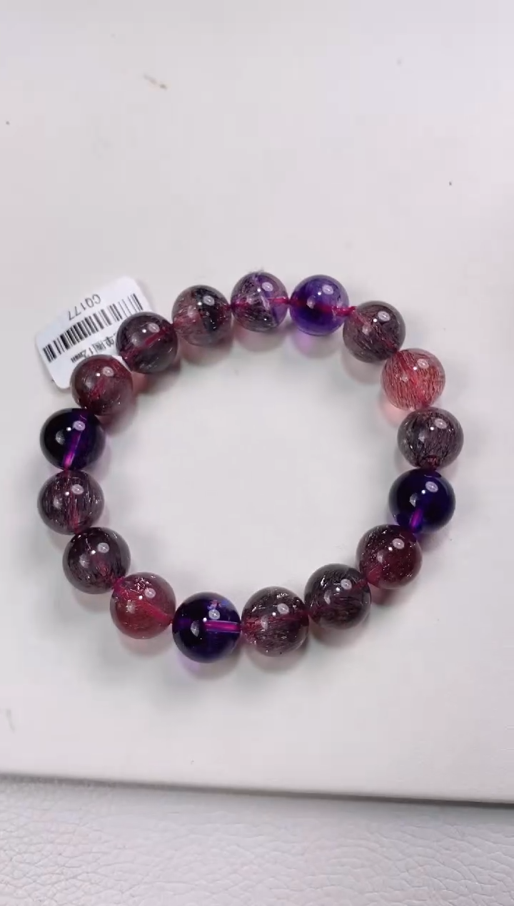 【闪购商品】水晶手链未镶嵌12mm多人多样性发其一