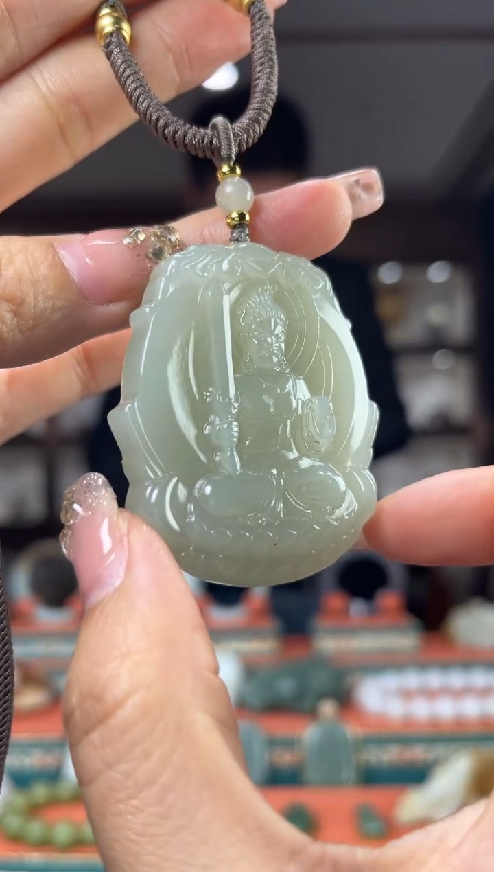 【闪购商品】和田玉颈饰未镶嵌佩佩。鸡