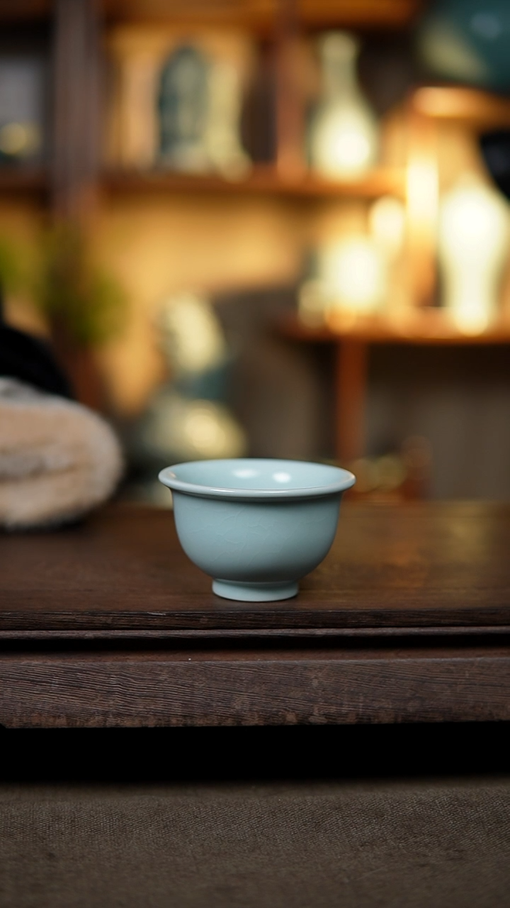 【闪购商品】杯仿古月白纯手工压手杯一级礼盒