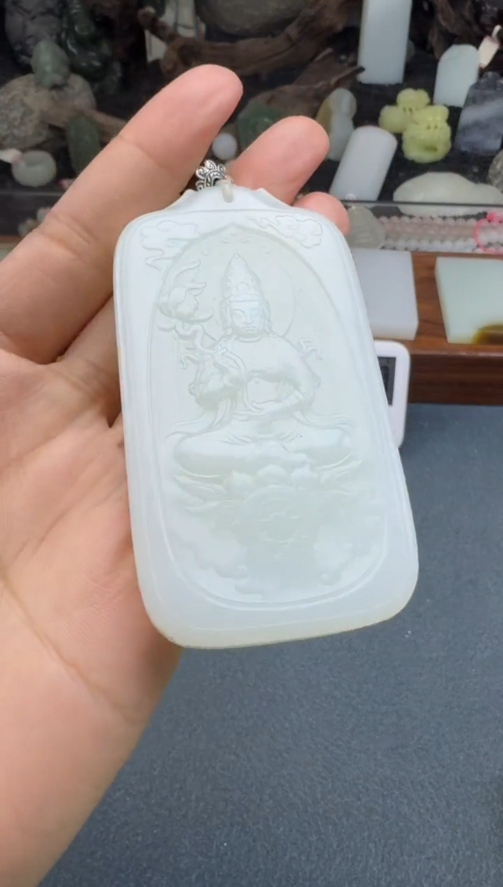 【闪购商品】和田玉未镶嵌颈饰开心