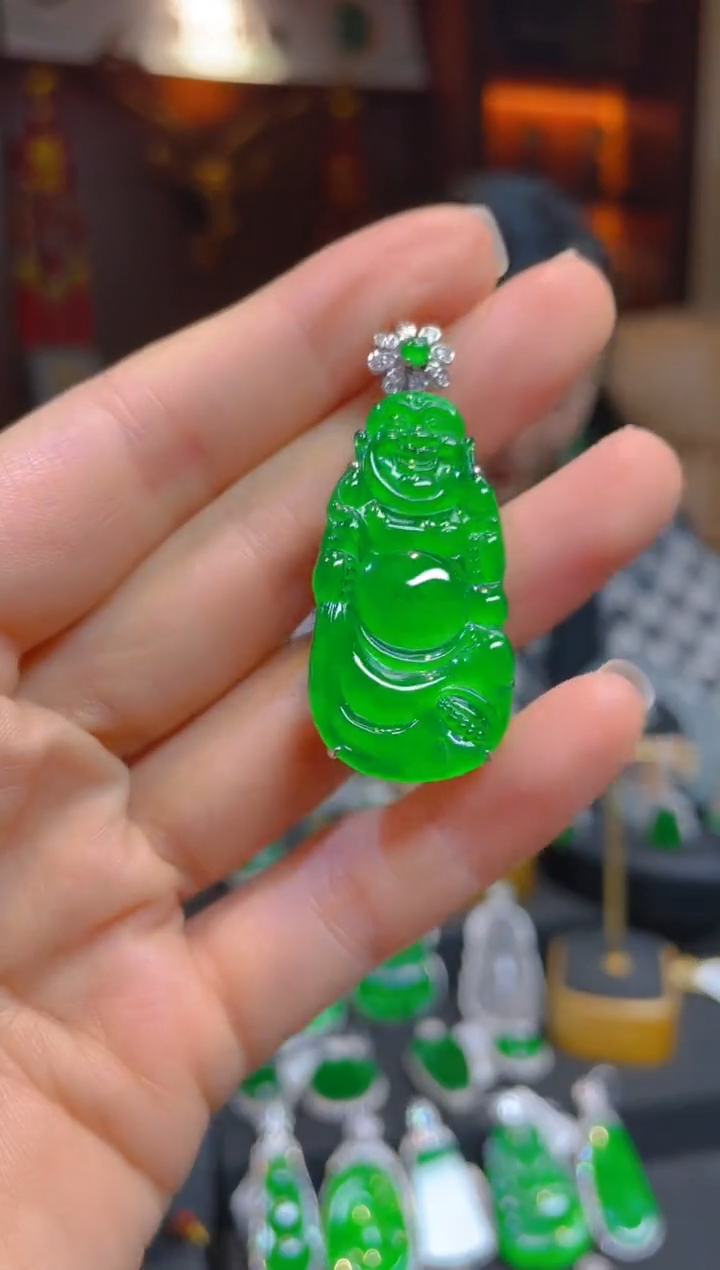 【闪购商品】翡翠颈饰18K金镶嵌118759天然A货翡翠布袋佛