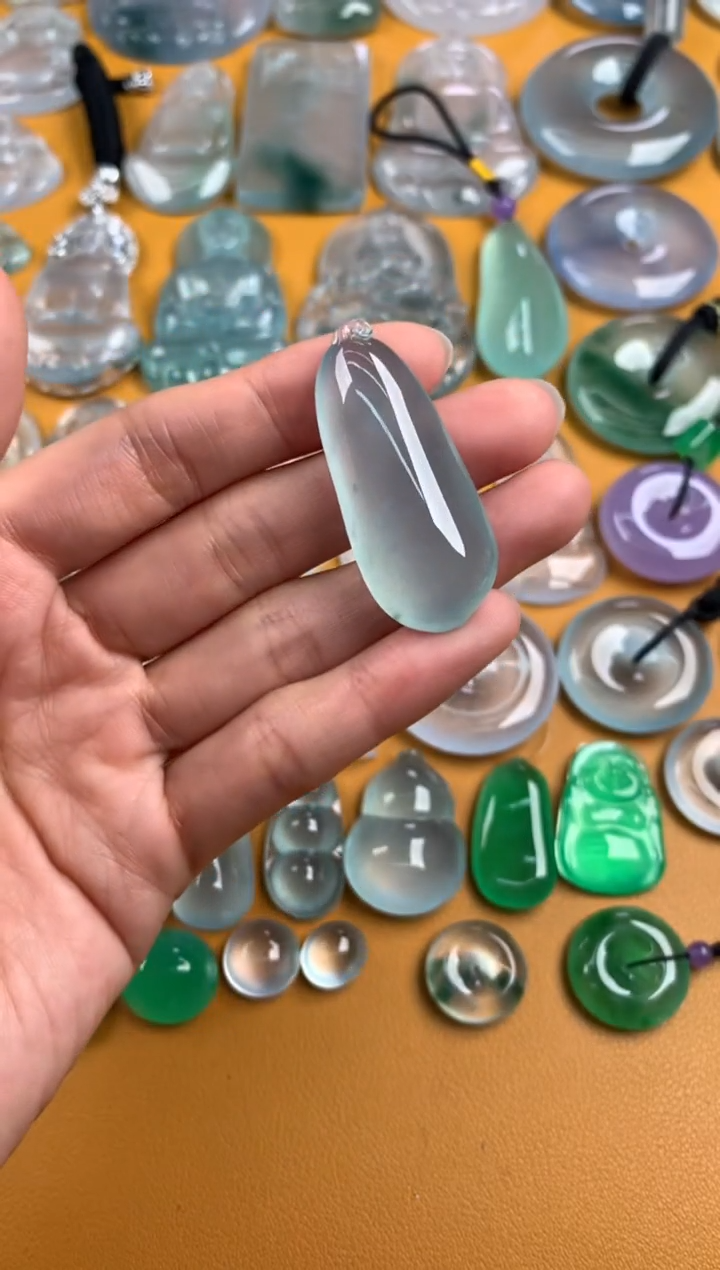 颈饰未镶嵌翡翠41.6-17.7-8.8