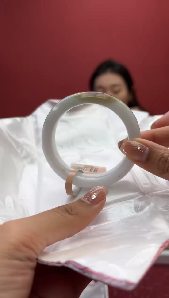 【闪购商品】翡翠手镯未镶嵌3手镯