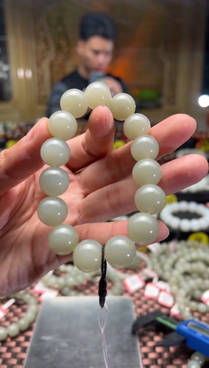 【闪购商品】和田玉手串未镶嵌且末料青白玉手串卡14