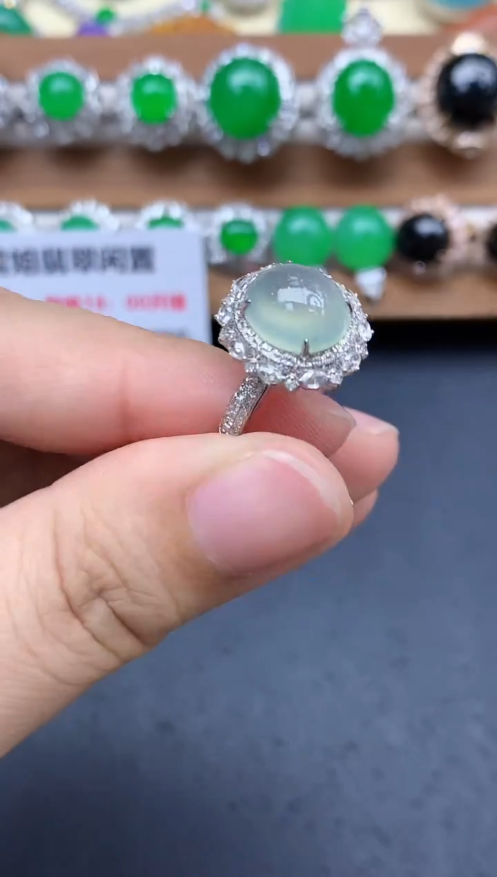 18K金镶嵌戒指翡翠637-中国好珍宝