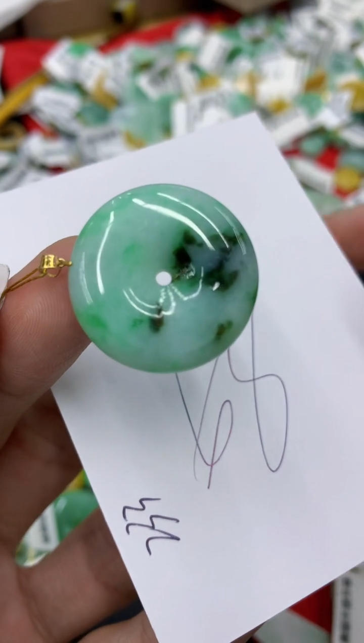 翡翠18K金镶嵌颈饰号链接111111