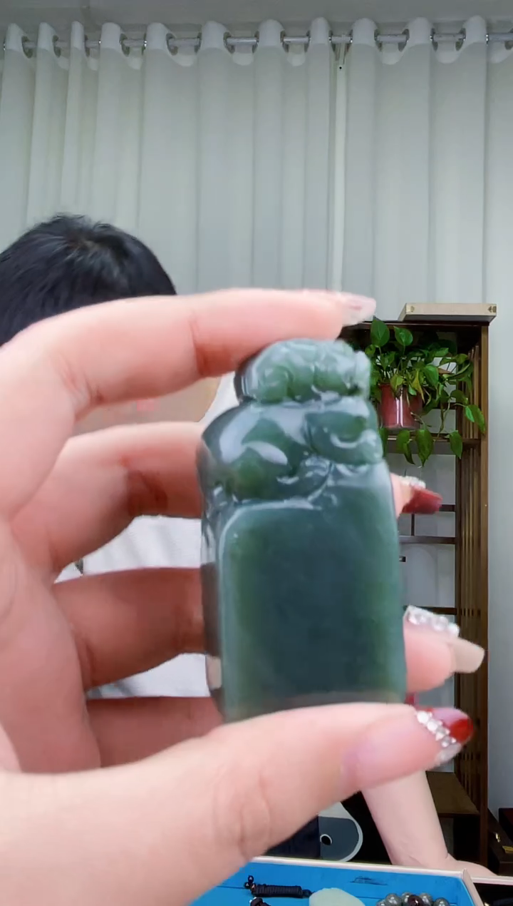 【闪购商品】和田玉挂件未镶嵌拍一发一，多样性发货