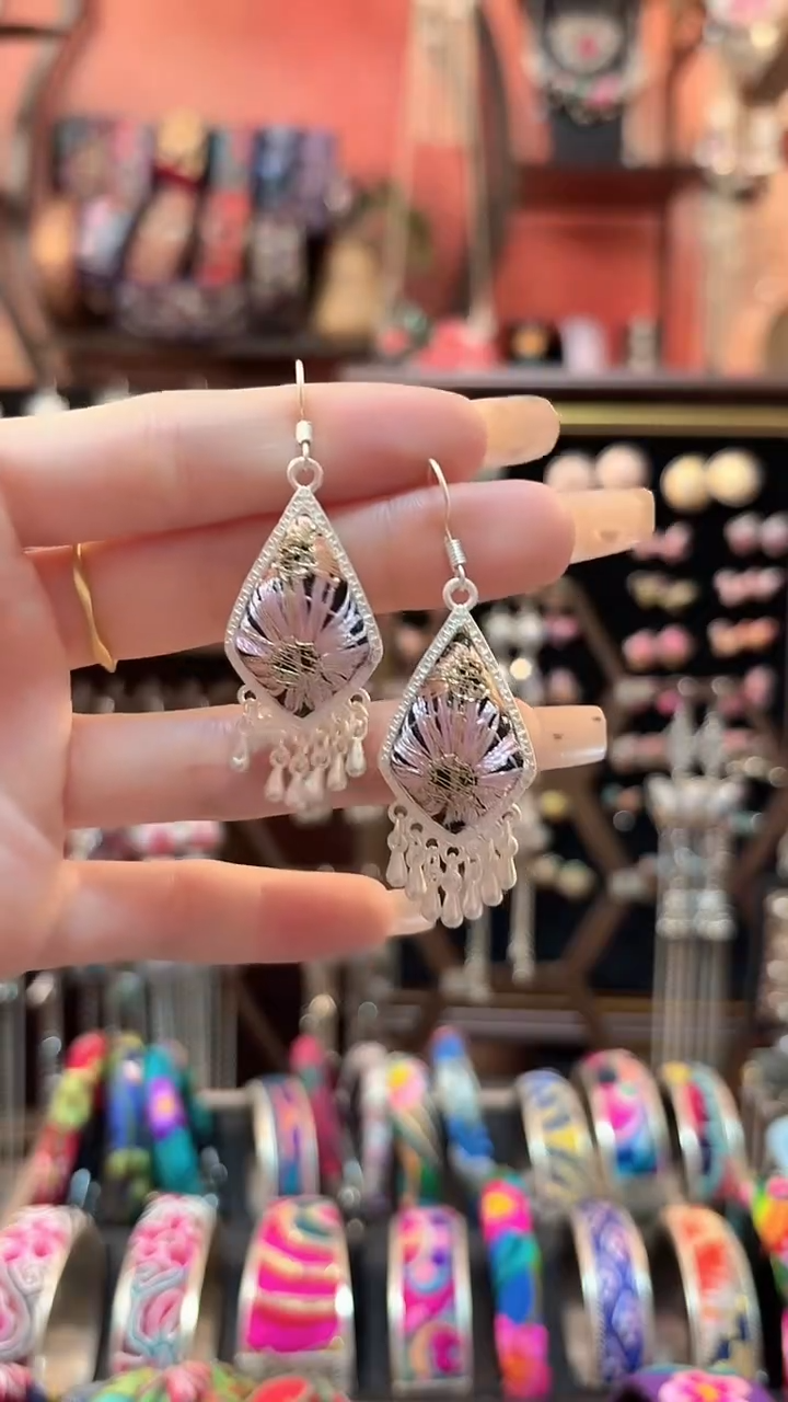 织绣 云织谣民族风精美饰品   108