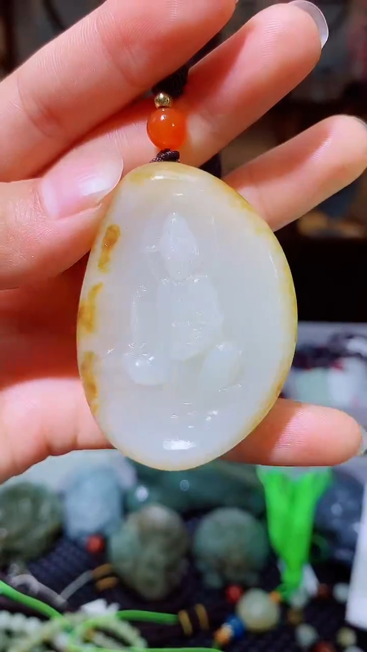 颈饰未镶嵌和田玉1
