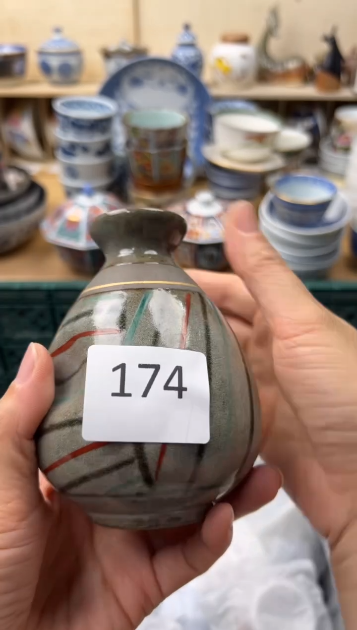 W              174