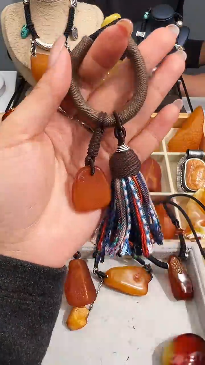 【闪购商品】蜜蜡裸石未镶嵌似玉