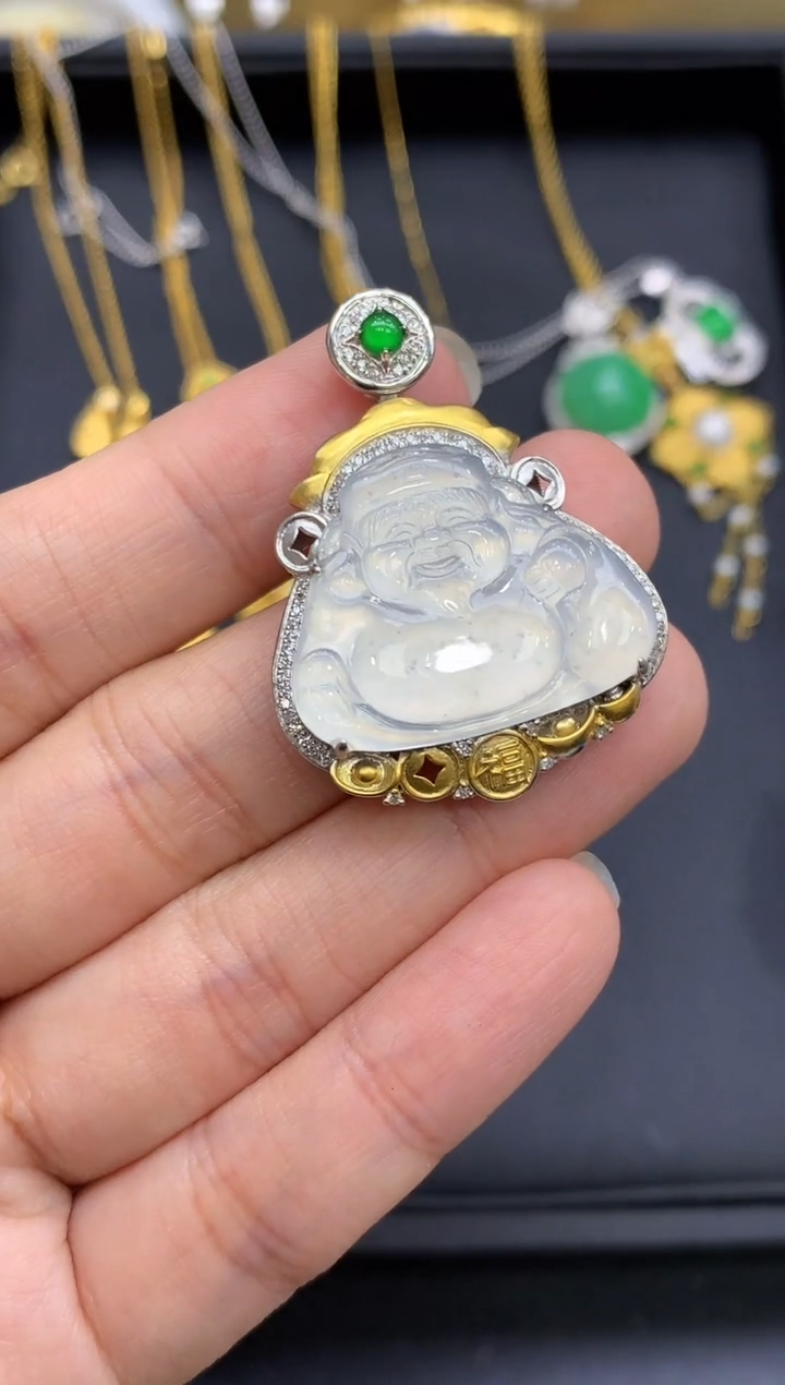 颈饰18K金镶嵌翡翠549-中国好珍宝