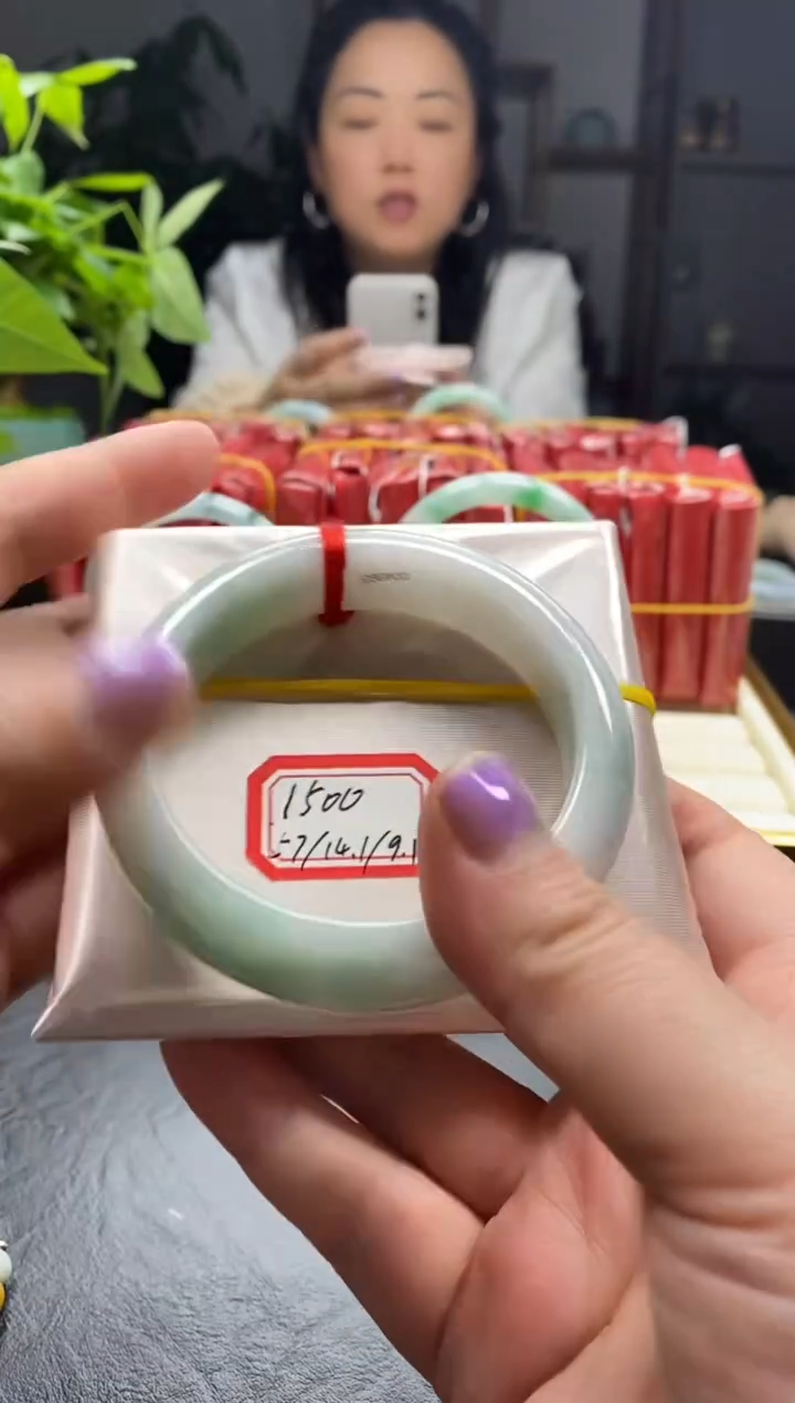 未镶嵌手镯翡翠缅甸天然A货翡翠手镯-5