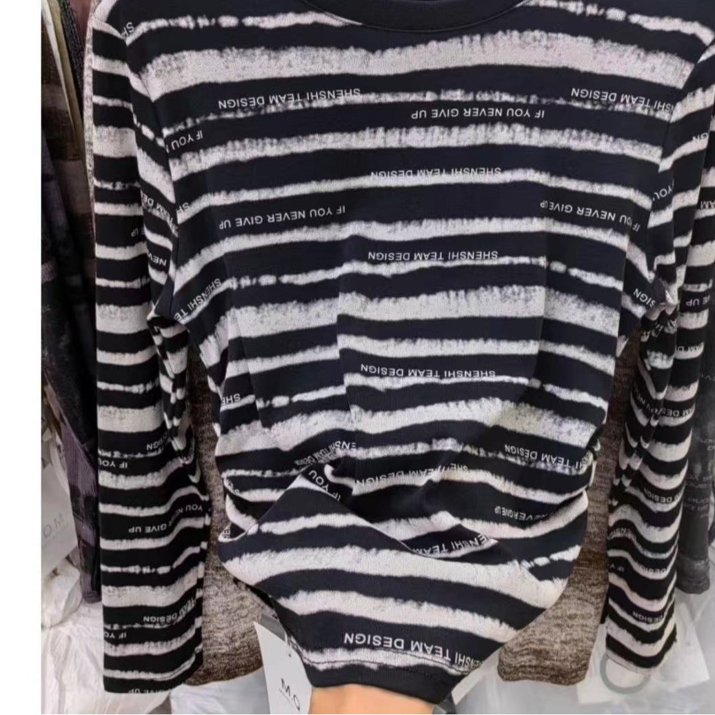 网红宽松常规款休闲黑白打底衫时尚T恤秋冬长袖套头ins黑色