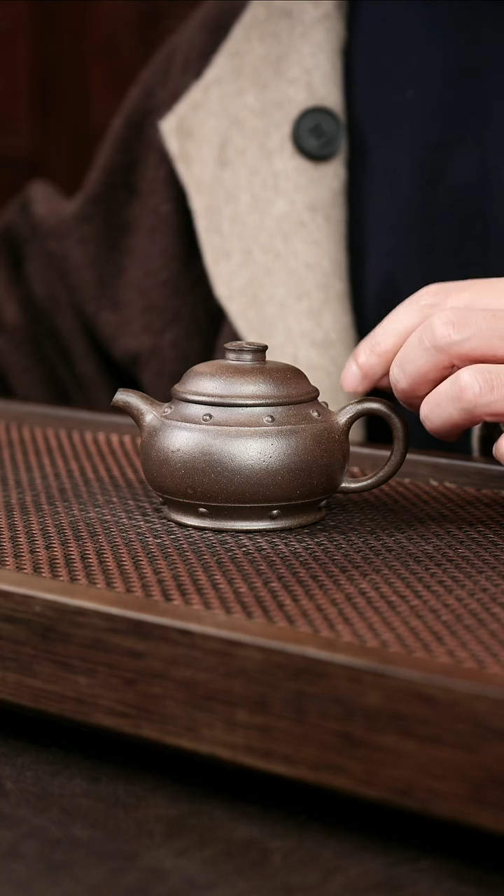 茶壶紫砂岩中泥太极八卦