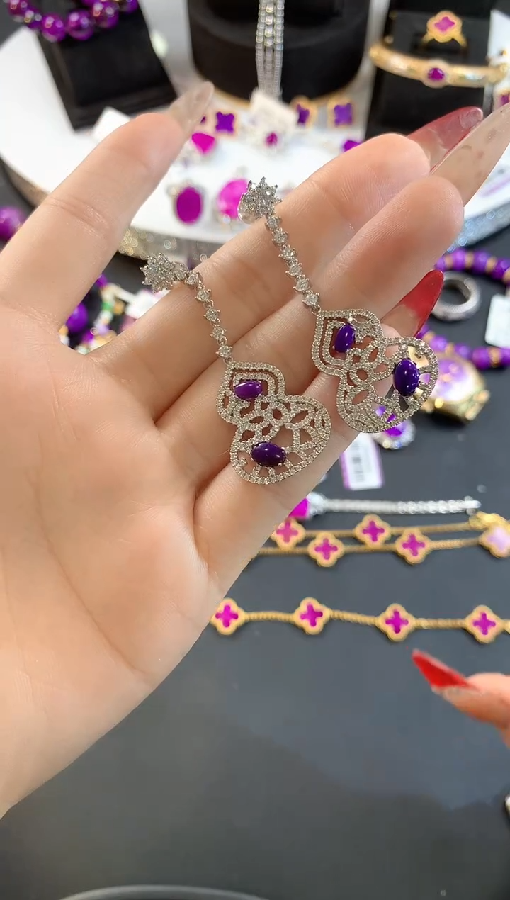 【闪购商品】苏纪石（舒俱来）.银S925镶嵌舒俱来耳饰