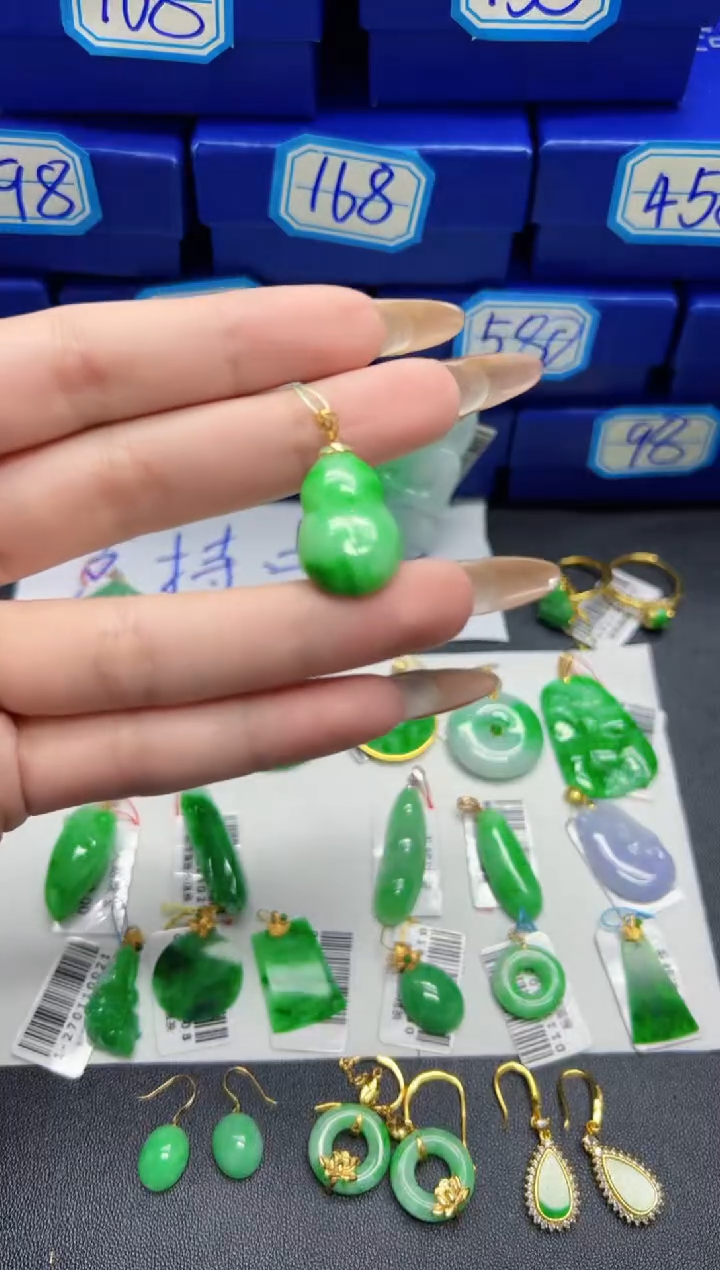 【闪购商品】翡翠颈饰18K金镶嵌Y缅料A货/支持复检/一件