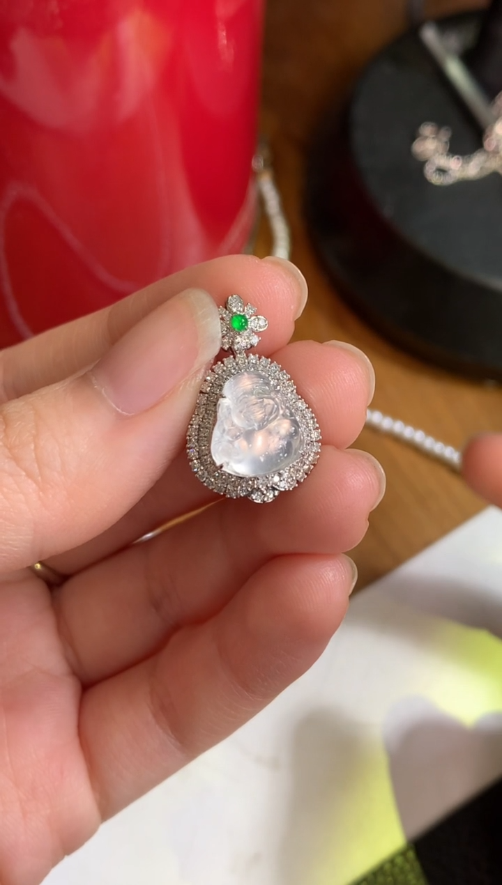 【闪购商品】翡翠颈饰18K金镶嵌财神