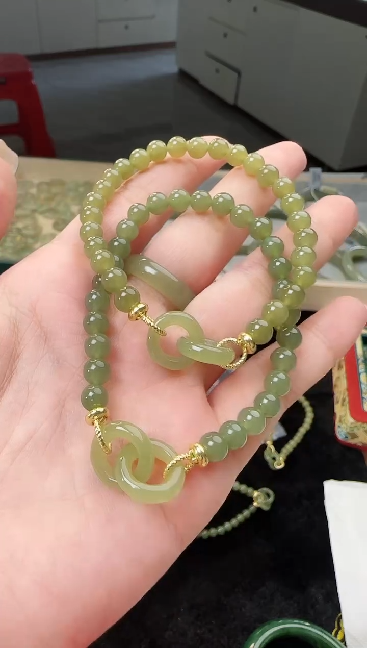 手链未镶嵌和田玉念想 多样性发一件