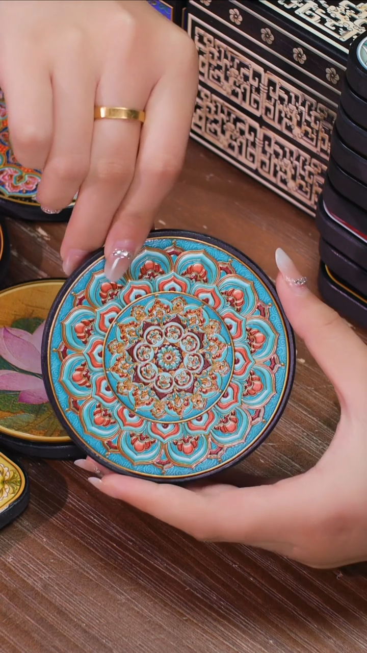 壹藏贰宝盛光杯垫一片