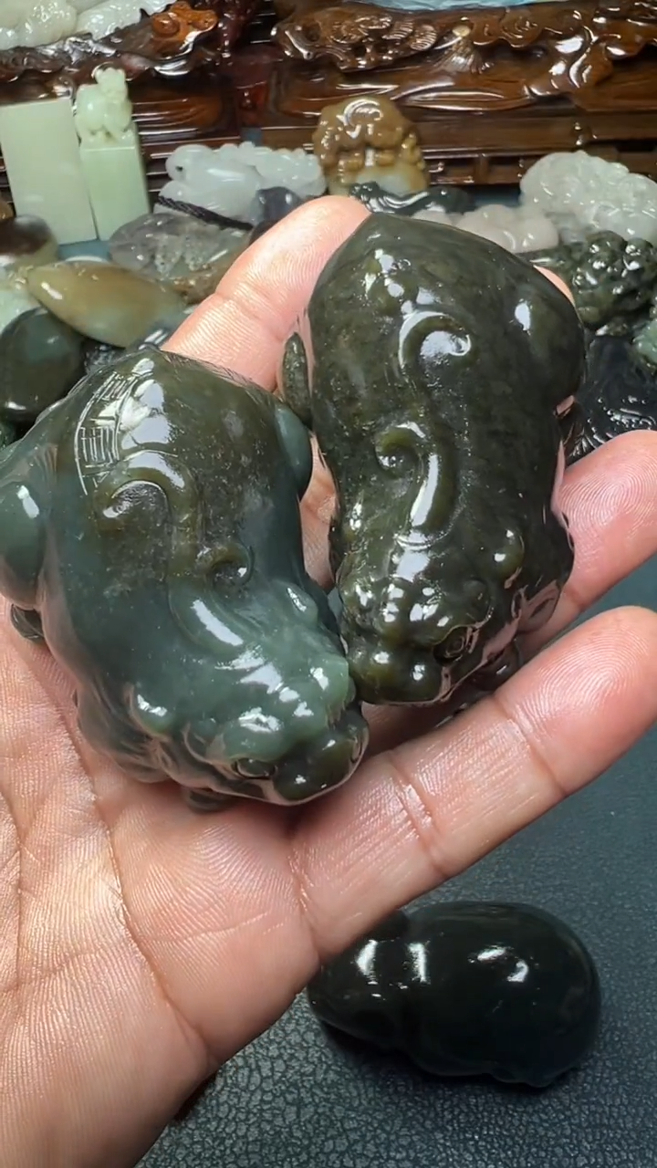 未镶嵌和田玉把件2