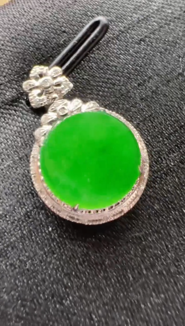 【闪购商品】翡翠吊坠(不含链)18K金镶嵌多样性团购发一件