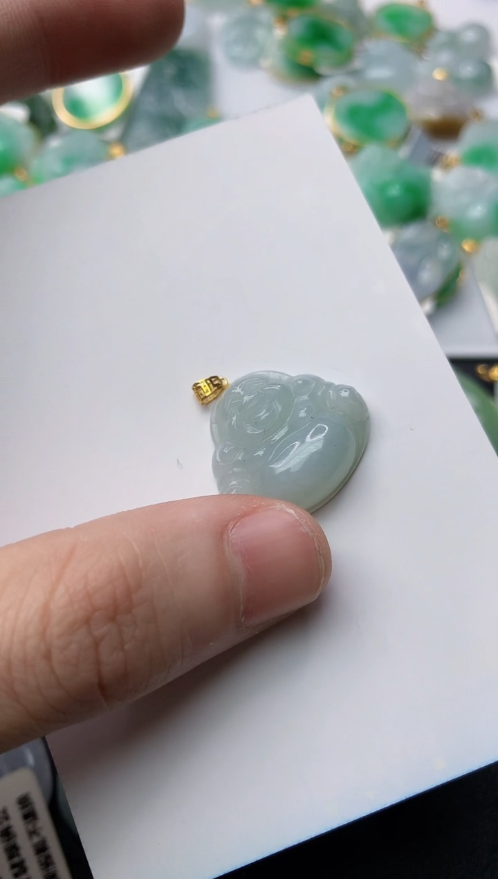 【闪购商品】翡翠颈饰18K金镶嵌52.........