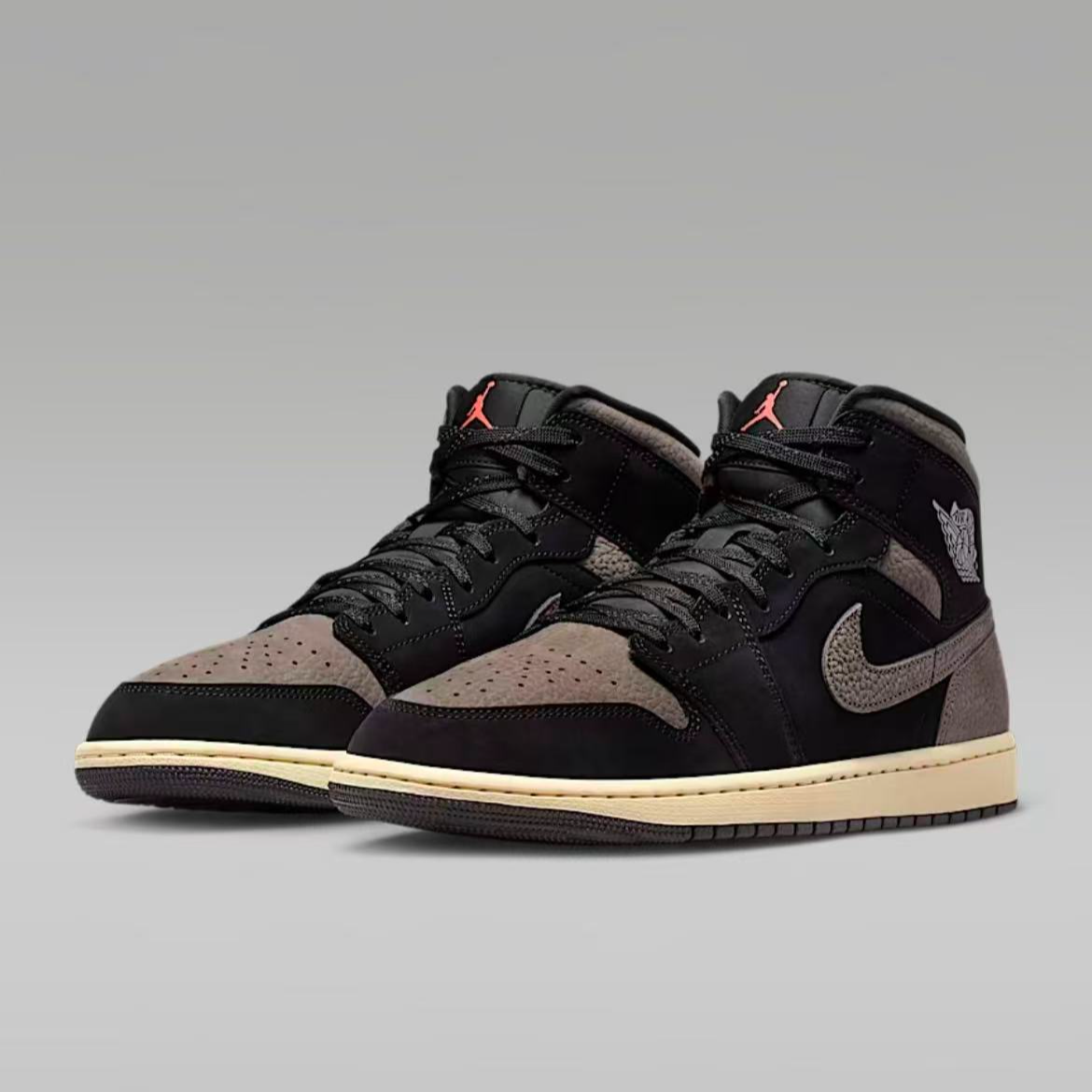 Nike耐克【西】男鞋AIR JORDAN 1 MID SE运动鞋篮球鞋IB7110-002