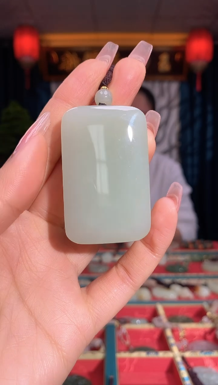 【闪购商品】和田玉颈饰未镶嵌无事牌