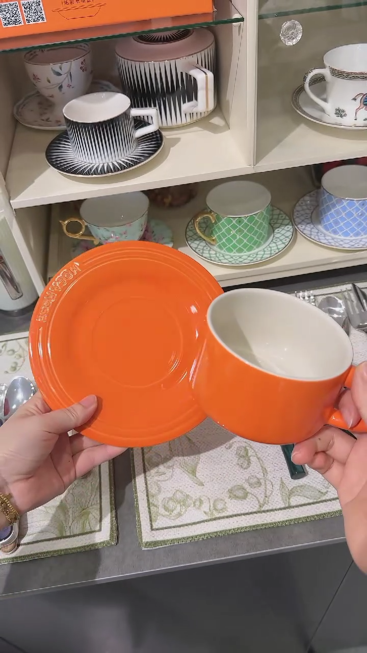 【闪购商品】瓷礼盒1个装杯碟套组380ml-柿子橙