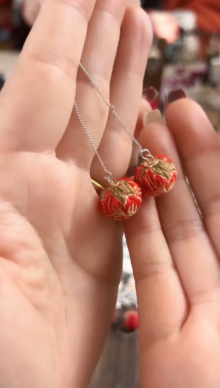 【闪购商品】织绣民族风老绣饰品240