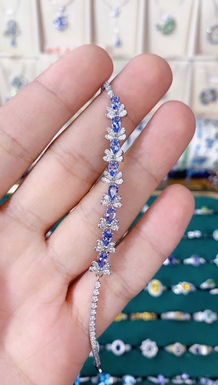 【闪购商品】坦桑石手链银S925镶嵌带证书