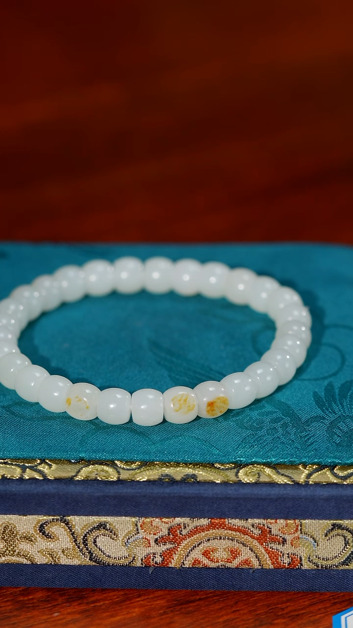 【闪购商品】和田玉颈饰未镶嵌56