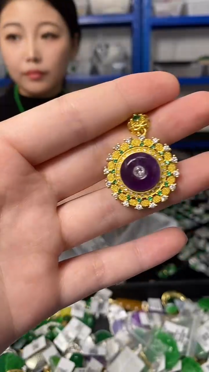 颈饰未镶嵌水晶多样性发其一颜色微差